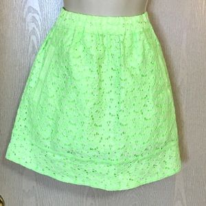 ❌DONATED❌LN J Crew lace/crochet overlay miniskirt XS